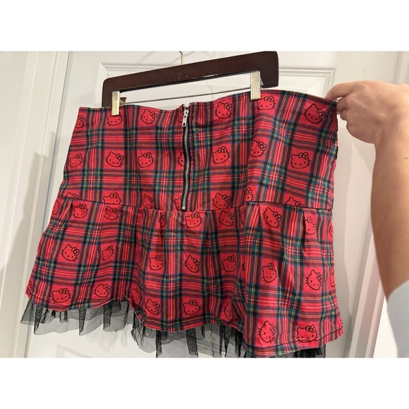 Dolls Kill x Hello Kitty Skirt Red Plaid Women's Plus 3XL - Picture 5 of 12